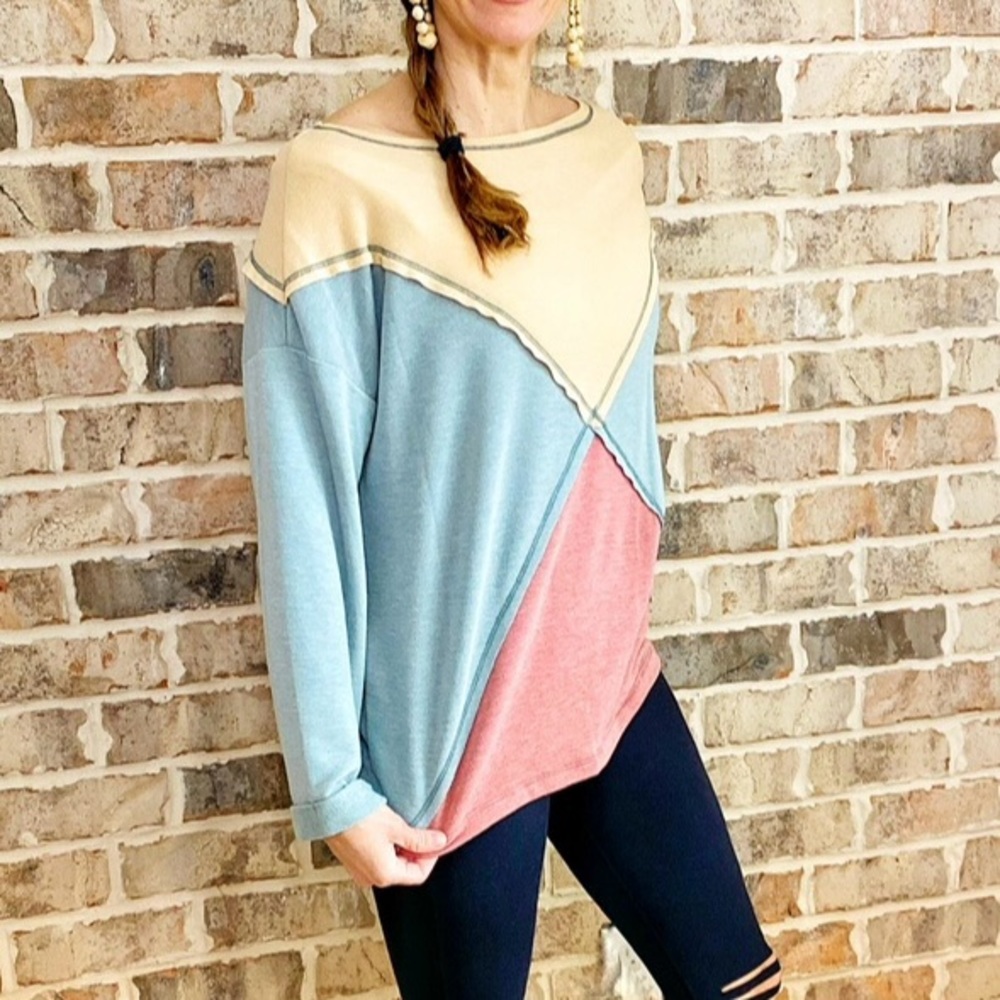 Women’s long sleeve top